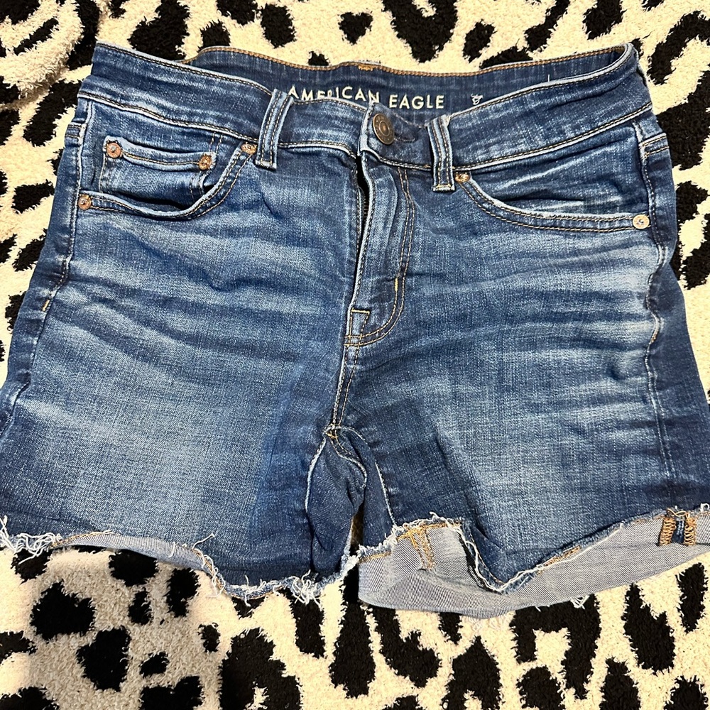 American Eagle midi jean short